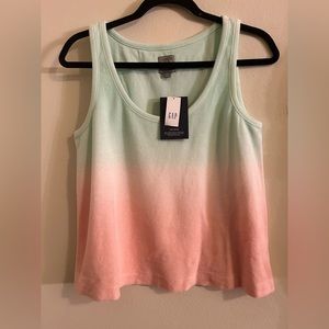 NWT GAP TIE DYE Tank top 🌅